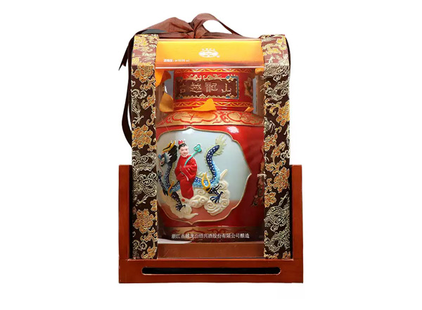 常州古越龙山黄酒回收古越龙山状元及第二十年陈酿2.5L工艺浮雕黄酒